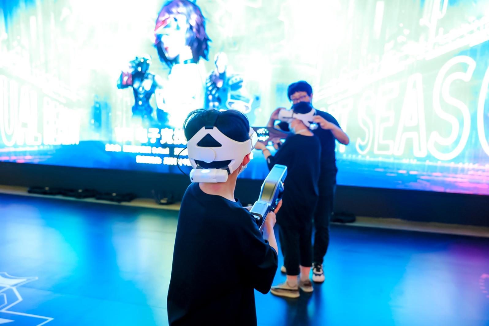浅析虚拟交互体验类游戏的场景设计——以VR游戏《TopFloor》为例